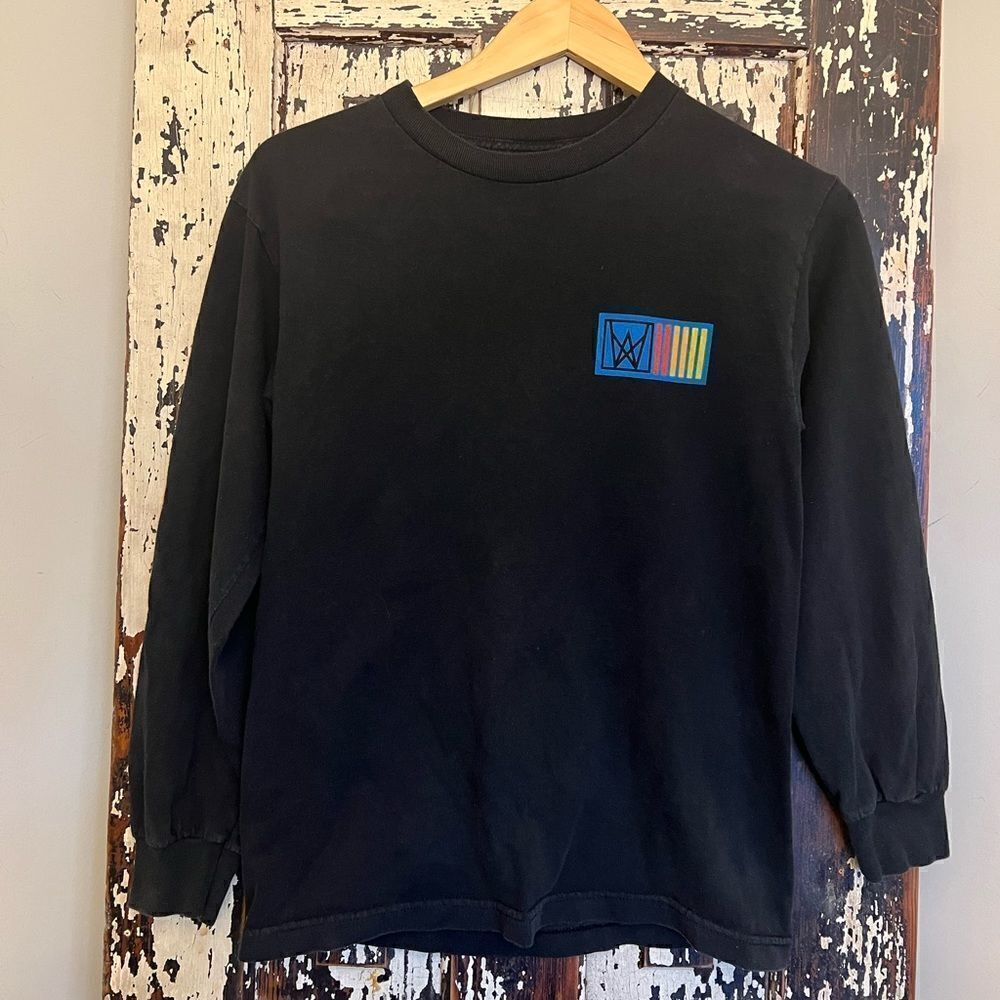 Men’s Welcome Skateboards Long Sleeve size small T-shirt.